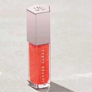 Fenty Beauty Gloss Bomb in Cheeky